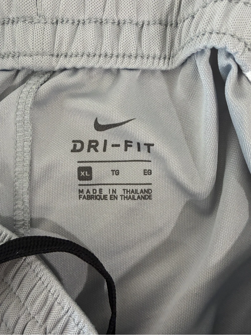 Nike Boys / Youth Dri-FIT Basketball Shorts - Size XL (Style 856064-012)